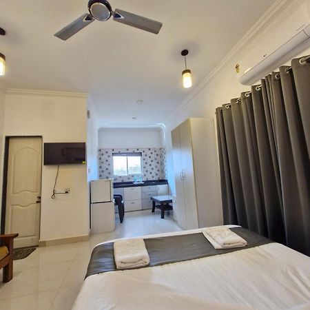 Hotel Rsa Residency Pernem Buitenkant foto