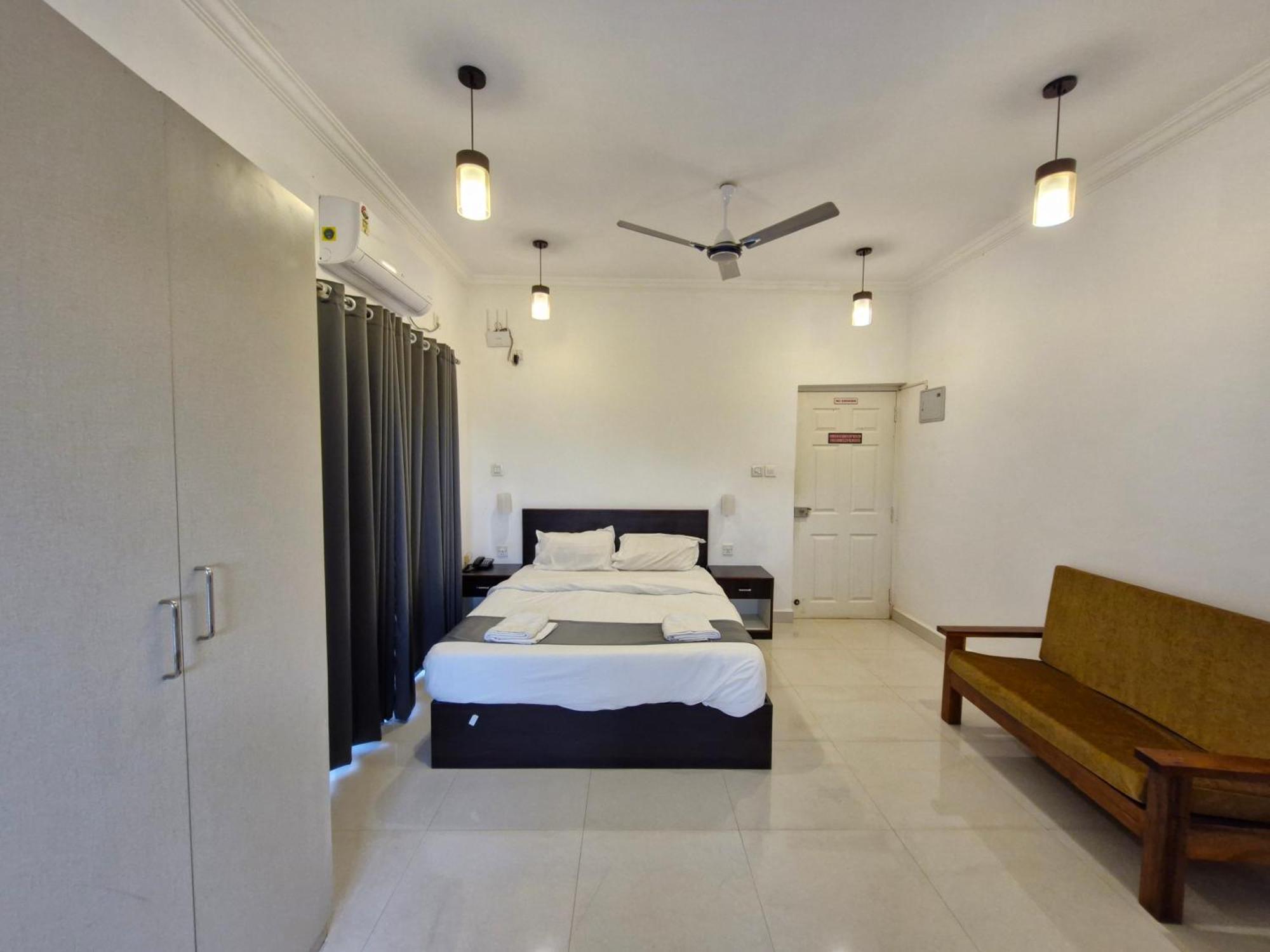 Hotel Rsa Residency Pernem Buitenkant foto