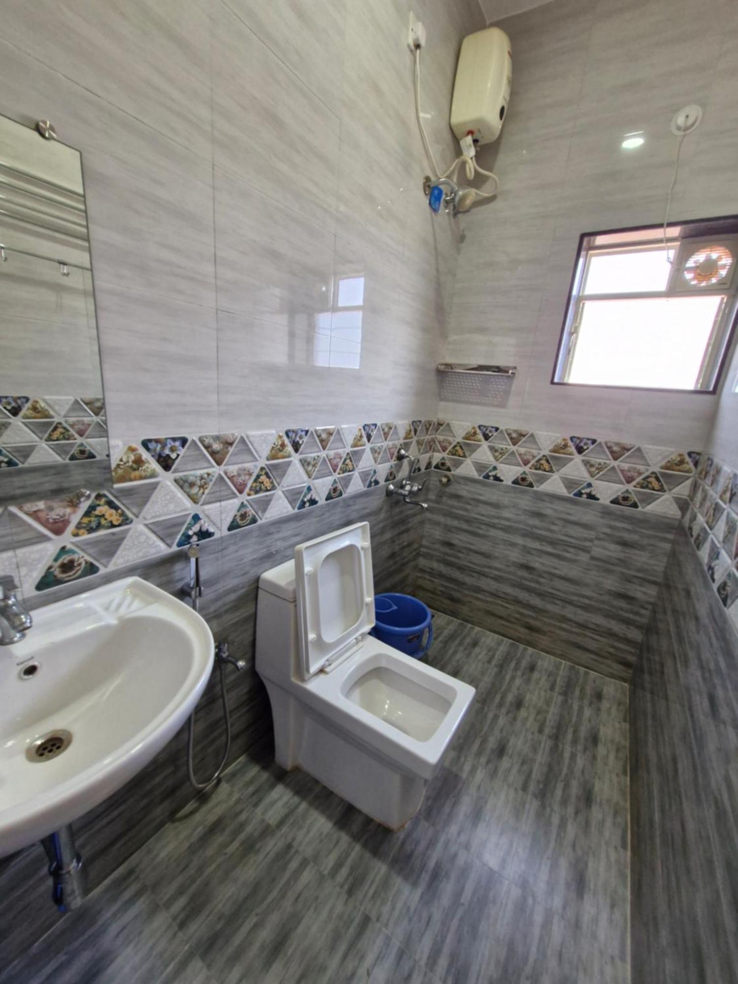 Hotel Rsa Residency Pernem Buitenkant foto
